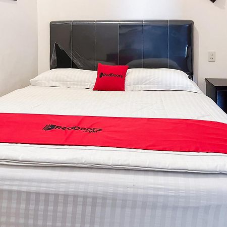 Hotel Reddoorz Near Pantai Pandan Sibolga 2 à Halangan Extérieur photo